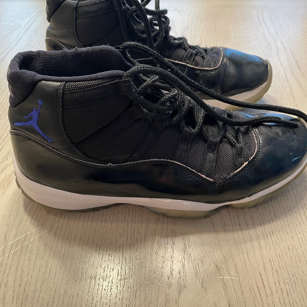 Jordan 11 Space Jams